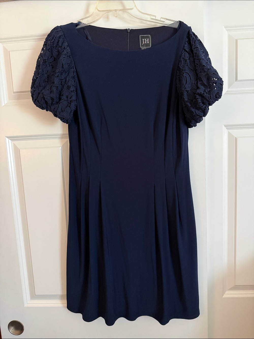 JH Collectibles Navy Puff-Sleeve Midi Dress